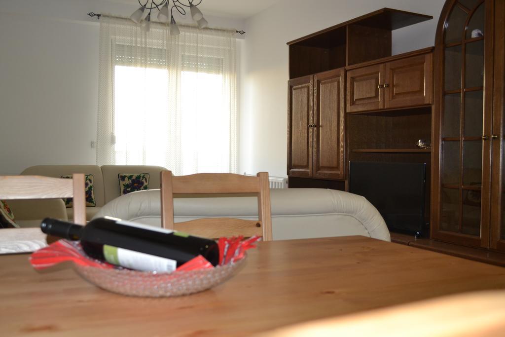 Apartment Gashi Pristina Exterior foto